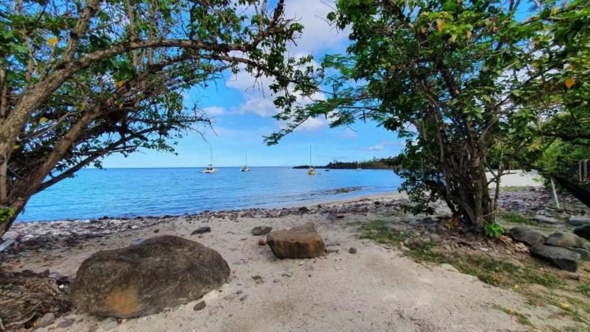 Le Colibri, Belle Vue Mer, Acces Direct A La Plage, Spa Privatif Bouillante Feriehus